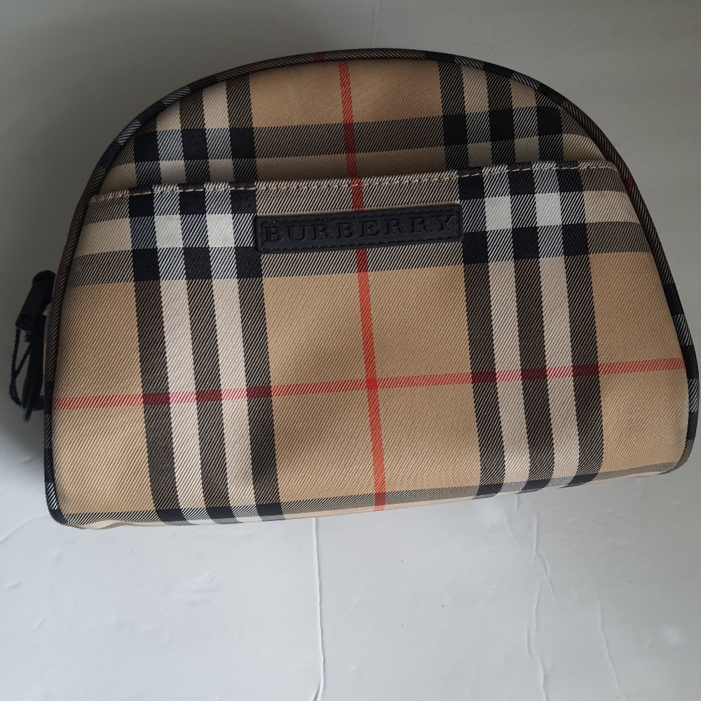 Burberry Golf Pouch